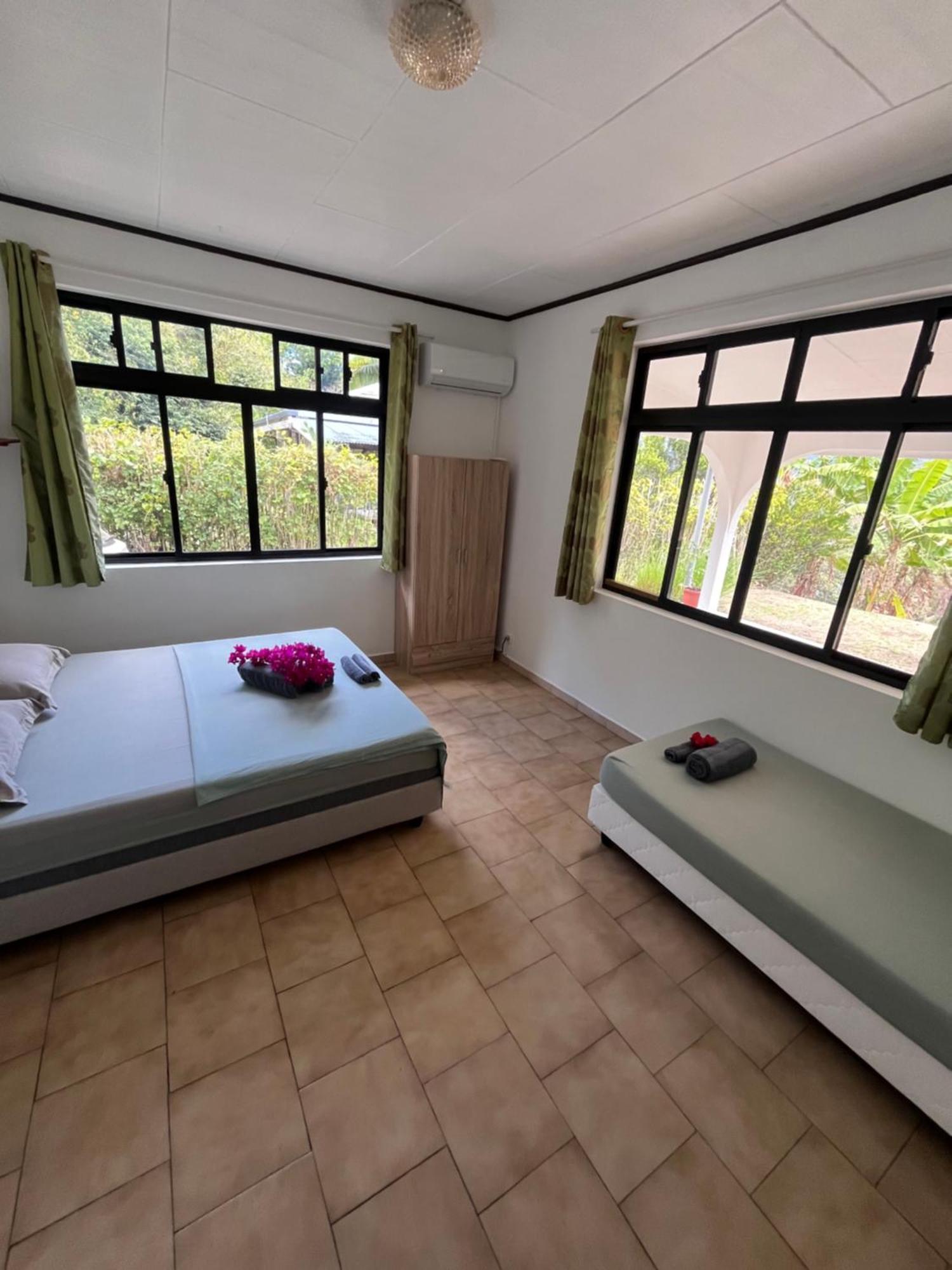 Tiki Lodge Hiva Oa Atuona Bagian luar foto